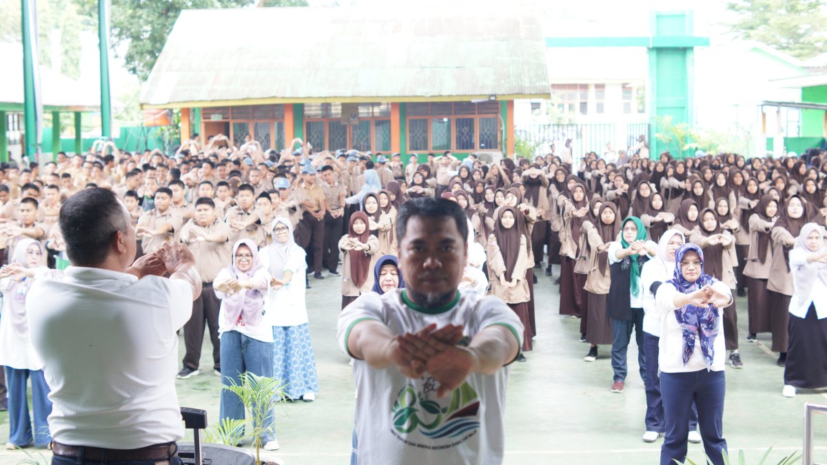 Senam Sehat di MAN 3 Kota Makassar  Diikuti Ribuan Peserta