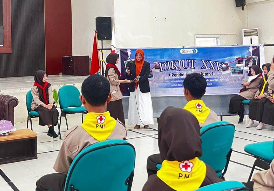 Pembukaan Dikjut PMR WIRA 242 : Satu jiwa satu aksi membangun karakter muda berintegritas untuk aksi kemanusiaan berkelanjutan
