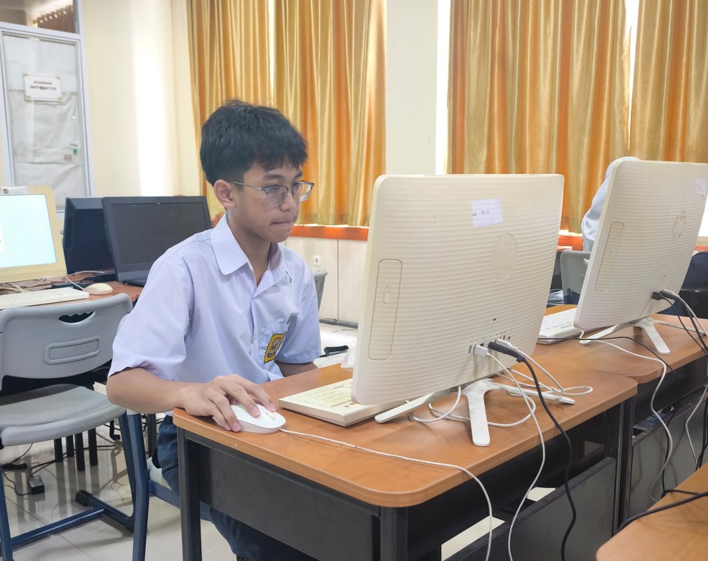 Pelaksanaan Simulasi CBT SNMB 2026 di MAN3/PK Kota Makassar