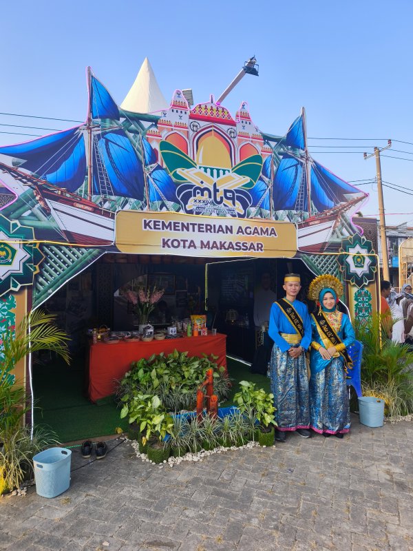 Mubarak dan Nabila, Pesona Biru Cerah MAN 3 Kota Makassar di Hari Kelima Expo MTQ Sulsel