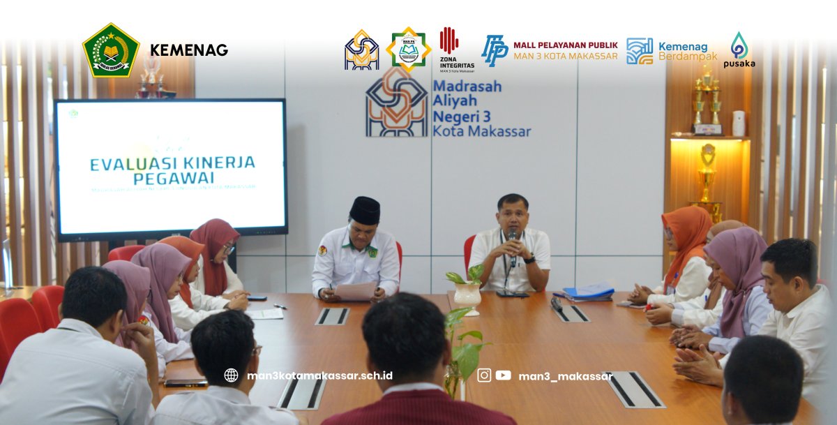 Kepala MAN 3 Kota Makassar Berikan Arahan Strategis dalam Rapat Evaluasi Kinerja Pegawai