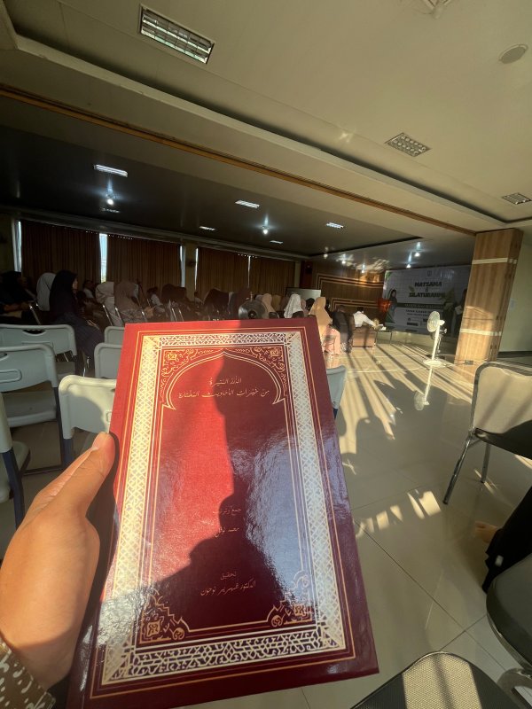 MANPK Kota Makassar Kembali Luncurkan Kitab Hafalan Hadis Al-Durar Al-Munīrah sebagai Pegangan Santri Kelas XI dan XII