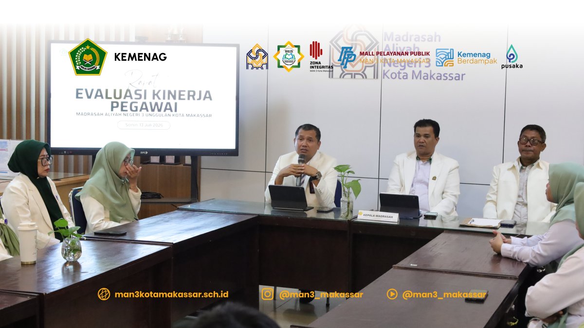 Pimpin Rapat Evaluasi Kinerja Pegawai, Kepala MAN 3 Kota Makassar Tekankan Kedisiplinan dan Tanggung Jawab ASN