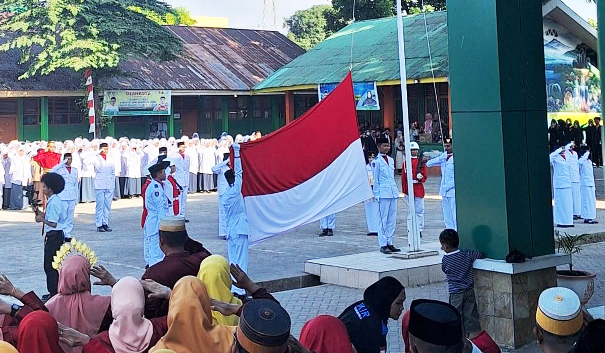 Upacara Peringatan Kemerdekaan Negara Republik Indonesia yang ke-78 di MAN 3 Kota Makassar