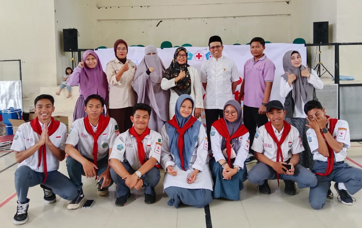 Kegiatan Donor Darah PMR WIRA 242 & Unit Transfusi Darah Prov. Sulawesi Selatan di MAN 3 Kota Makassar