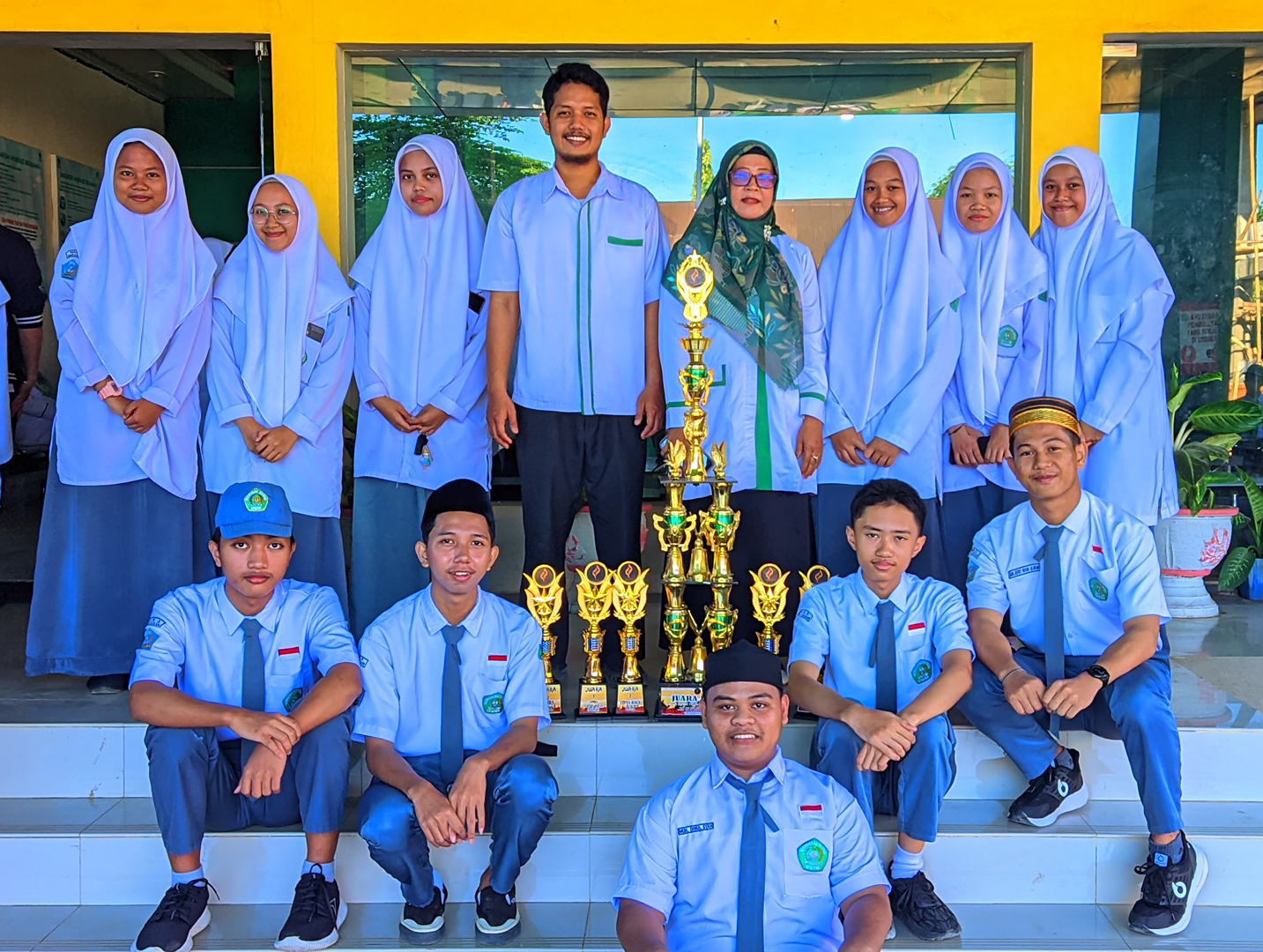 Rohis Hilyatusy-Syabab Raih Juara Umum Pada Libels Islamic Festival And Competition Vol. V